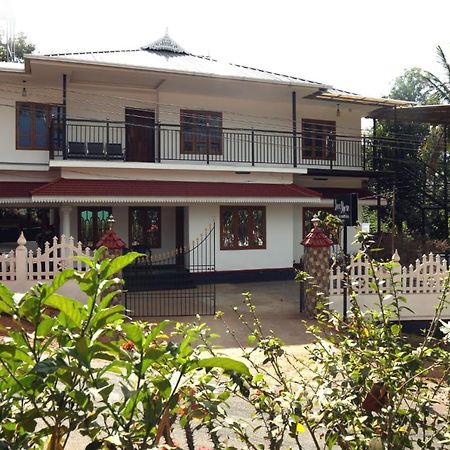 Loveshore Homestay Munnar Anachal Zewnętrze zdjęcie